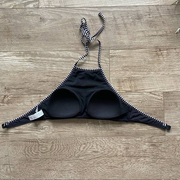 Sea Level Halter Two Piece Swimsuit size 8 - Picture 11 of 15